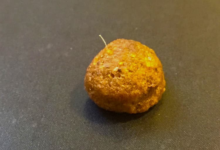 Photo of Pedigree dog food pig hair (not wire)